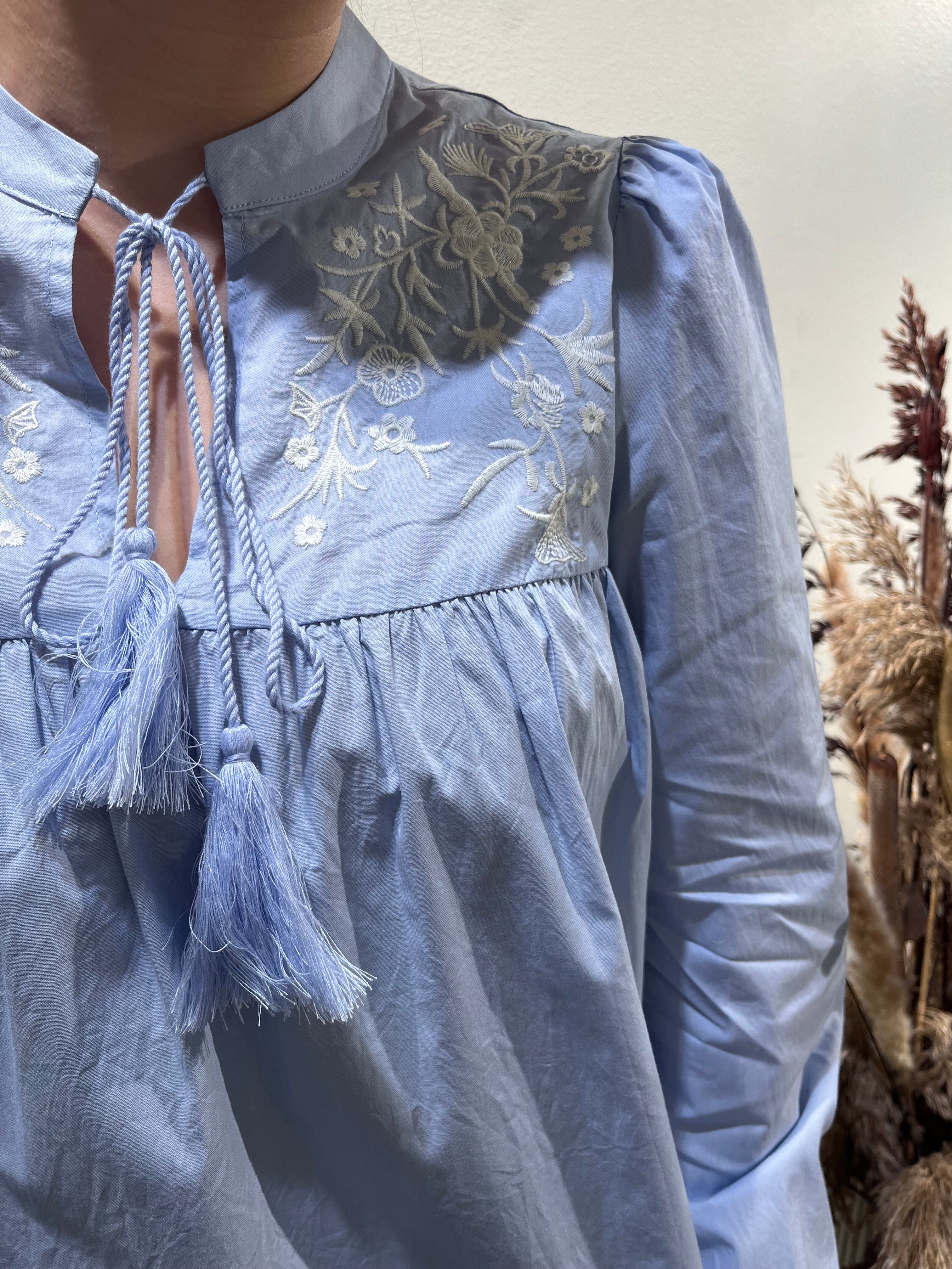 VMSASCHA Top - Brunnera Blue